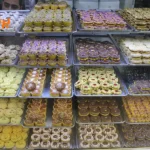 شیرینی فروشی کندو VIP در بلوار فردوس