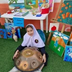 مجموعه مدارس دخترانه ماندگاران در کرج